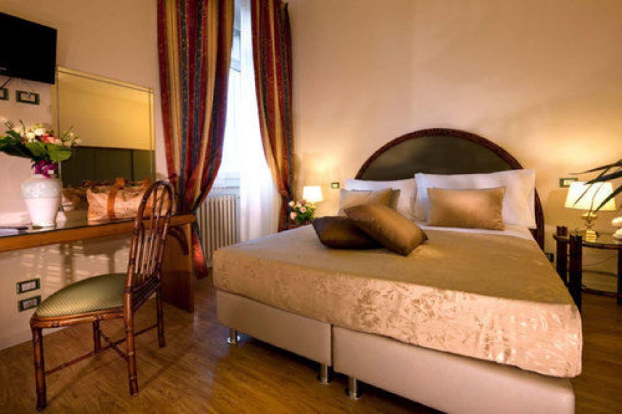 Grand Hotel Regina Salsomaggiore Salsomaggiore Terme Exterior photo
